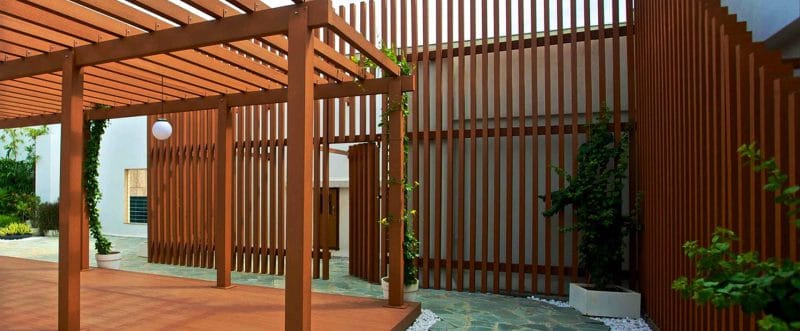 Quy trình đặt hàng và thi công giàn hoa gỗ nhựa pergola